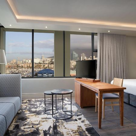 Protea Hotel By Marriott Cape Town Waterfront Breakwater Lodge Екстериор снимка