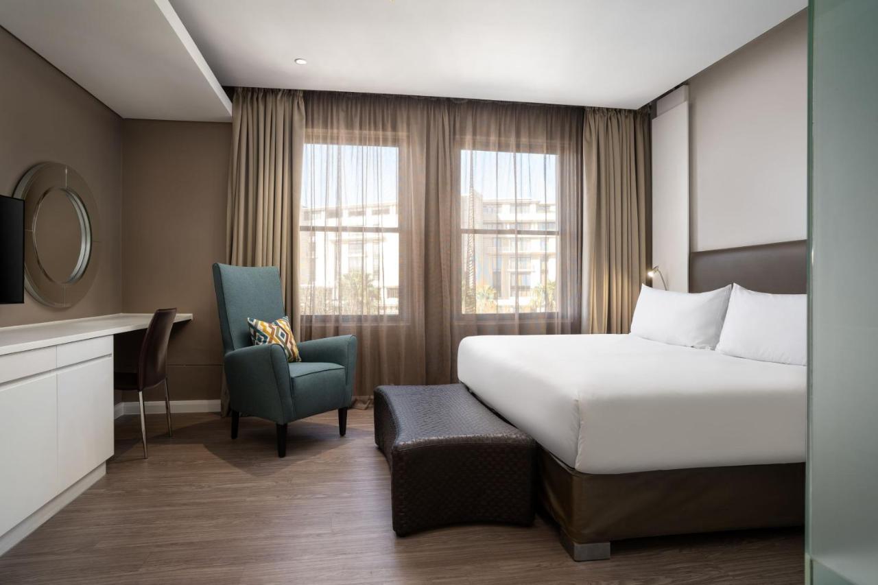 Protea Hotel By Marriott Cape Town Waterfront Breakwater Lodge Екстериор снимка