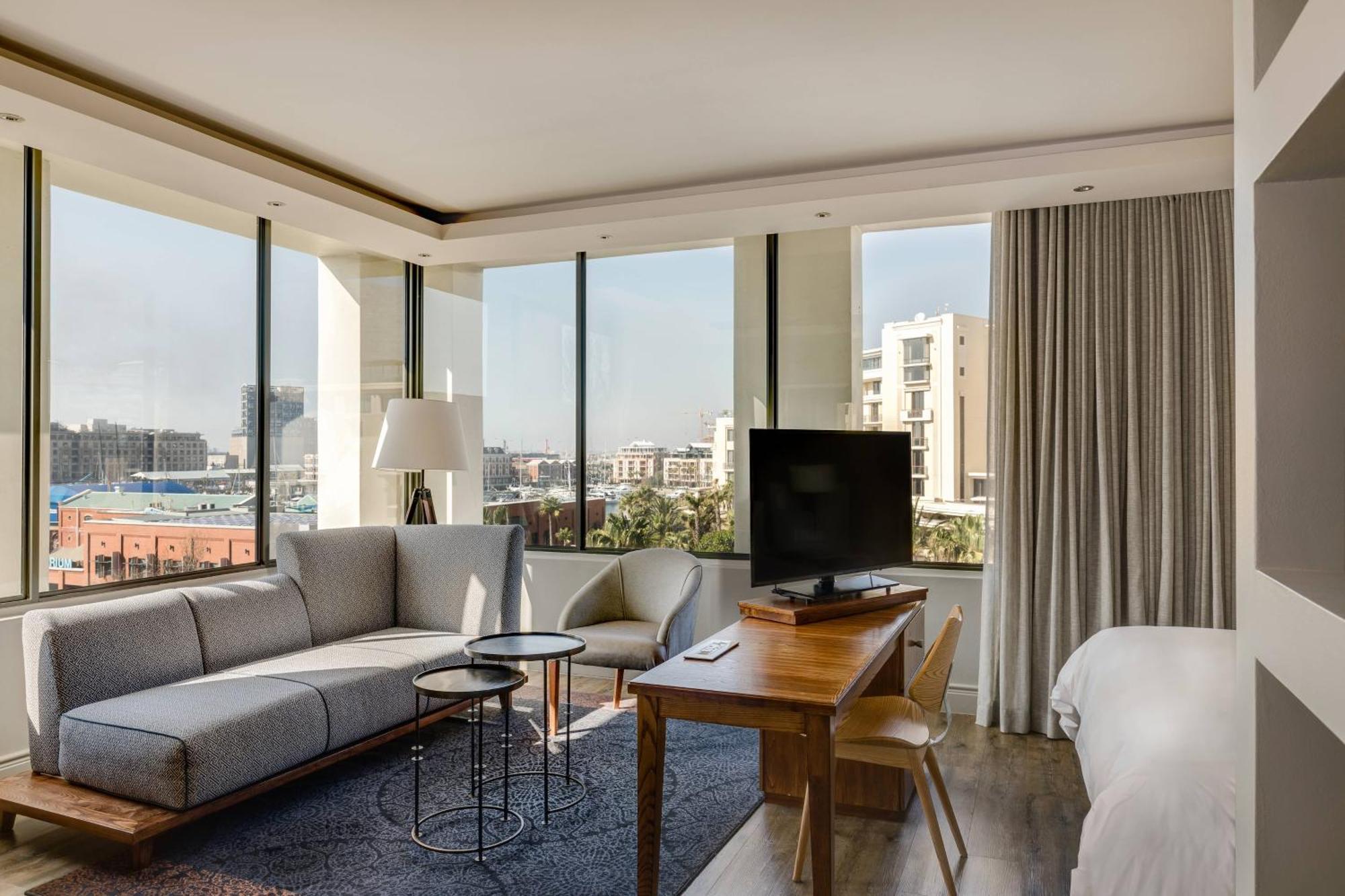 Protea Hotel By Marriott Cape Town Waterfront Breakwater Lodge Екстериор снимка