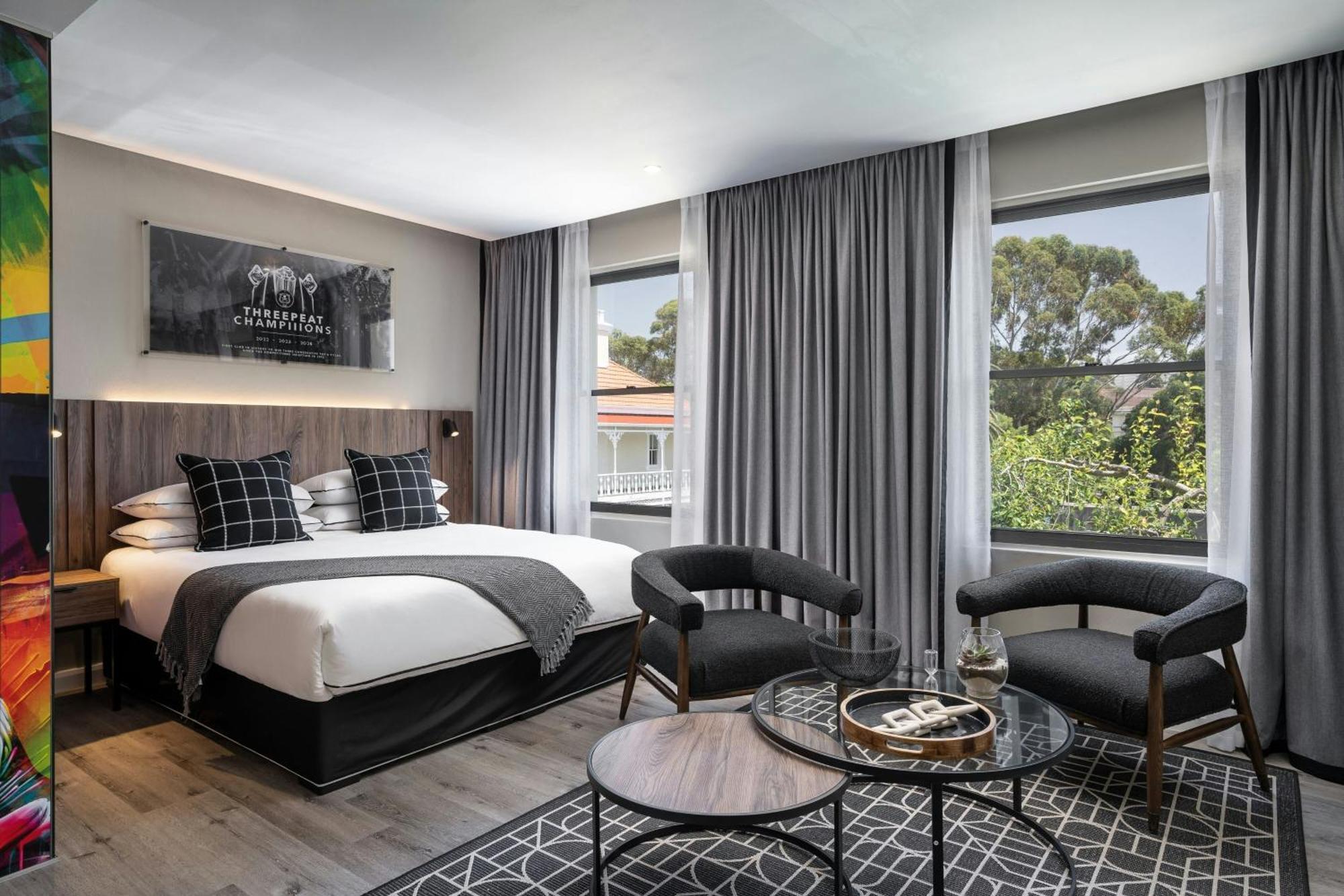 Protea Hotel By Marriott Cape Town Waterfront Breakwater Lodge Екстериор снимка