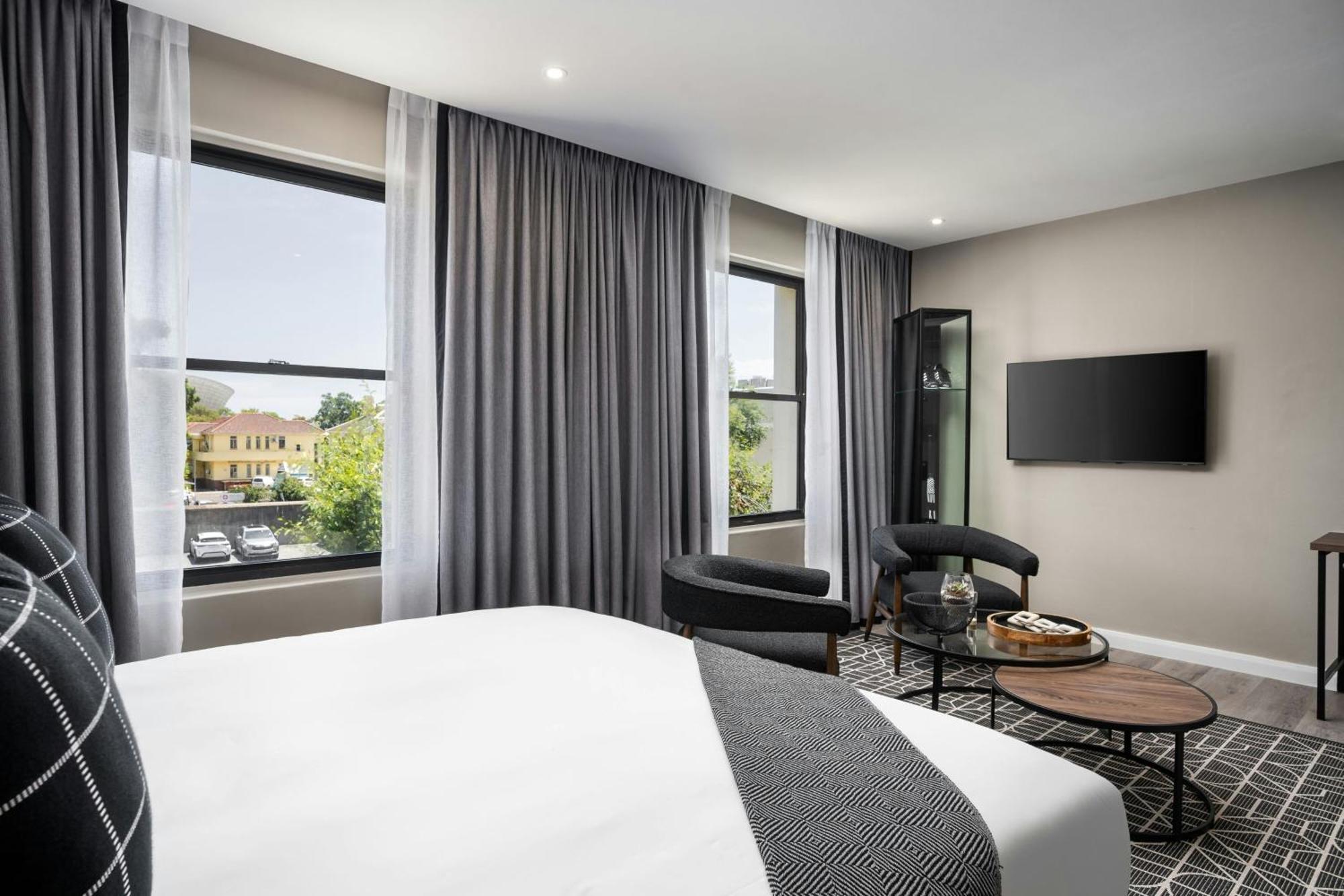 Protea Hotel By Marriott Cape Town Waterfront Breakwater Lodge Екстериор снимка